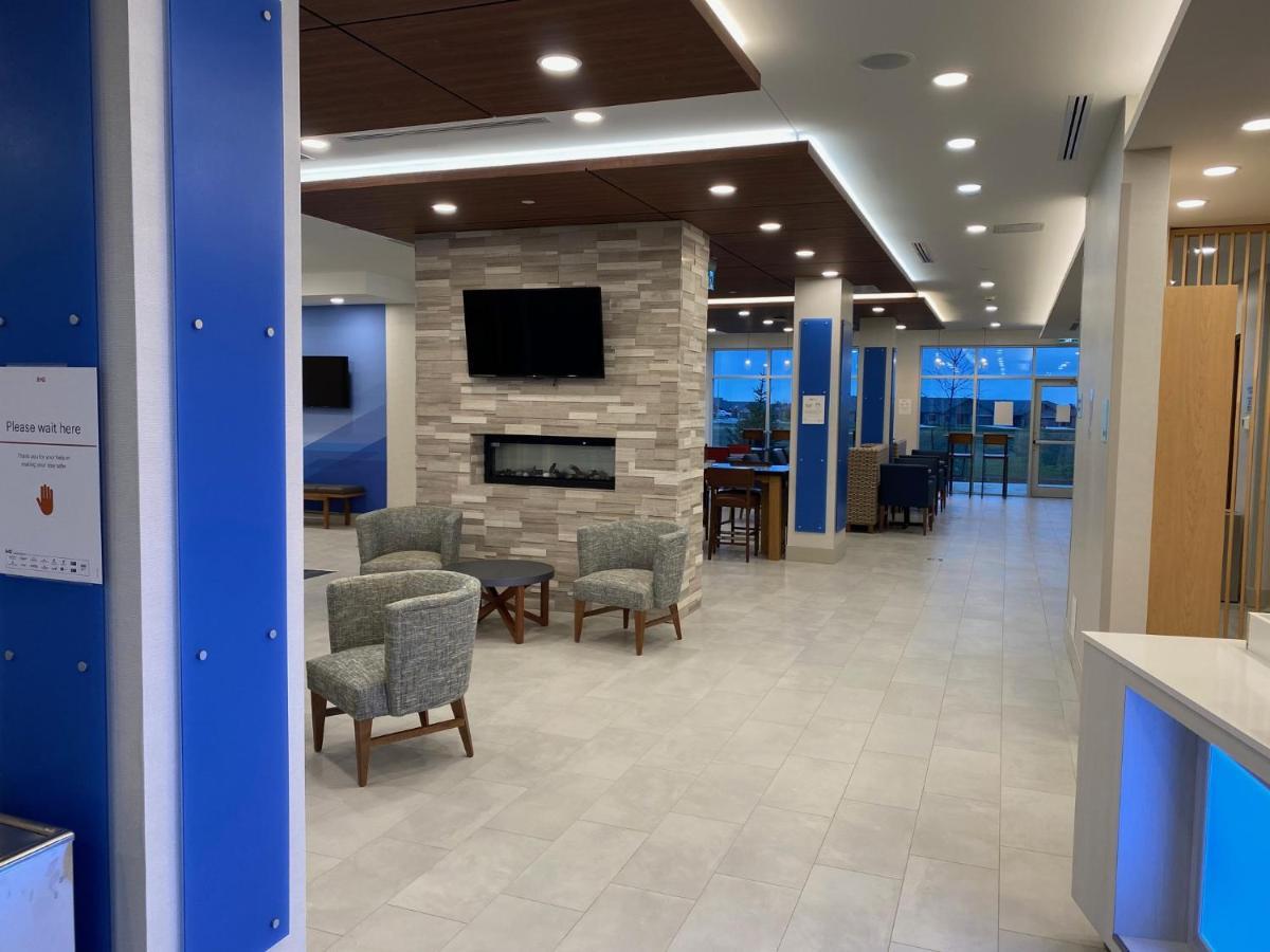 Holiday Inn Express & Suites - Port Elgin Bagian luar foto
