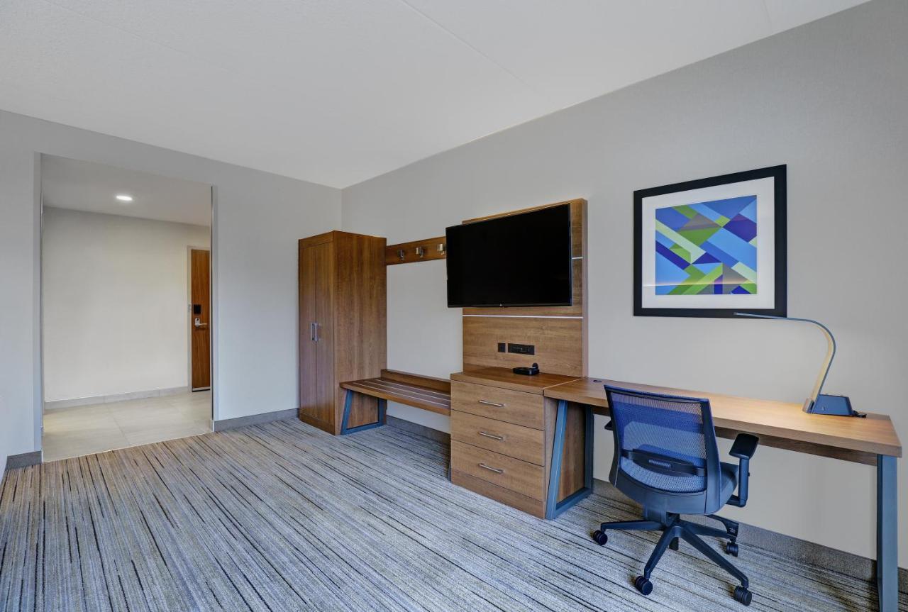 Holiday Inn Express & Suites - Port Elgin Bagian luar foto