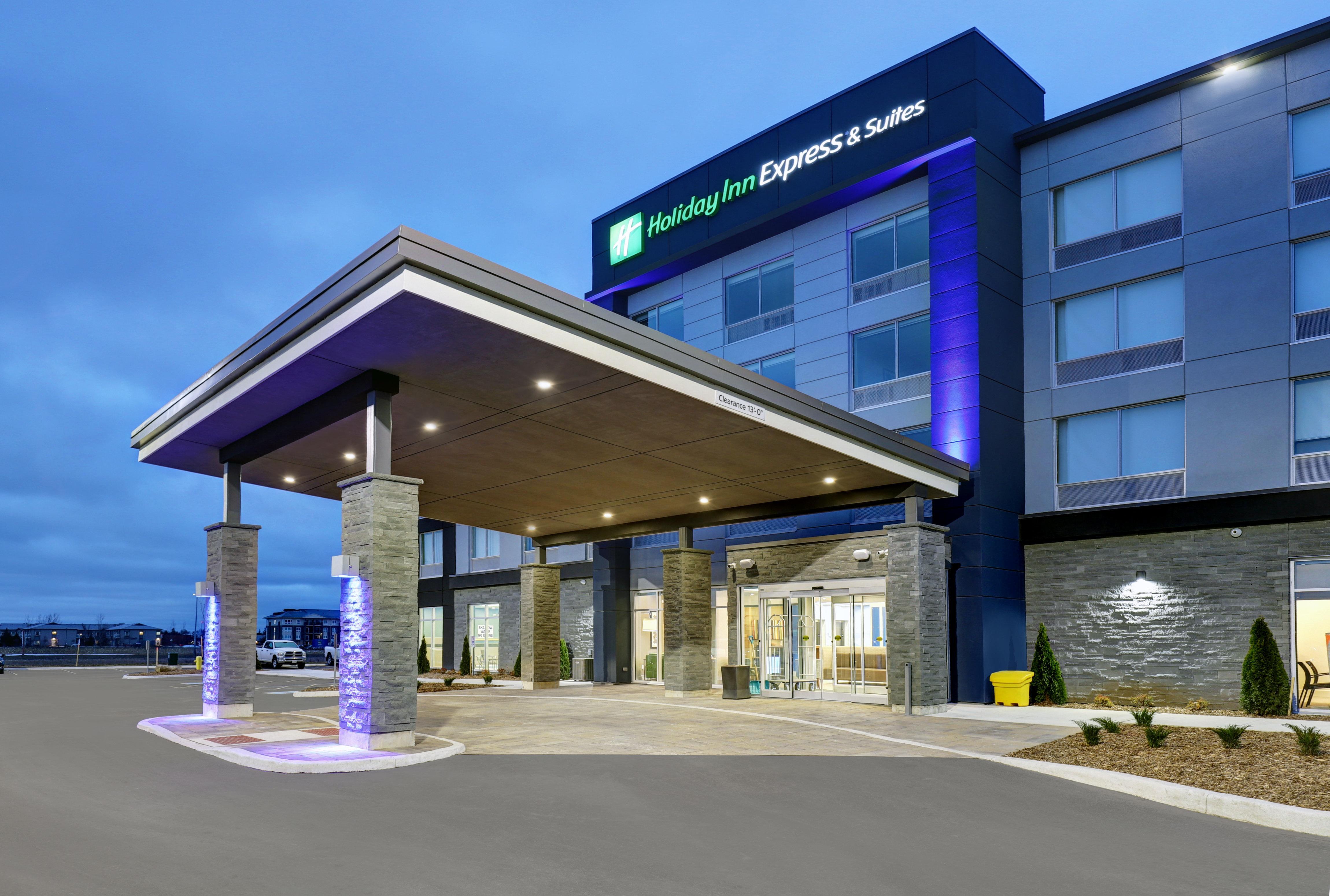 Holiday Inn Express & Suites - Port Elgin Bagian luar foto