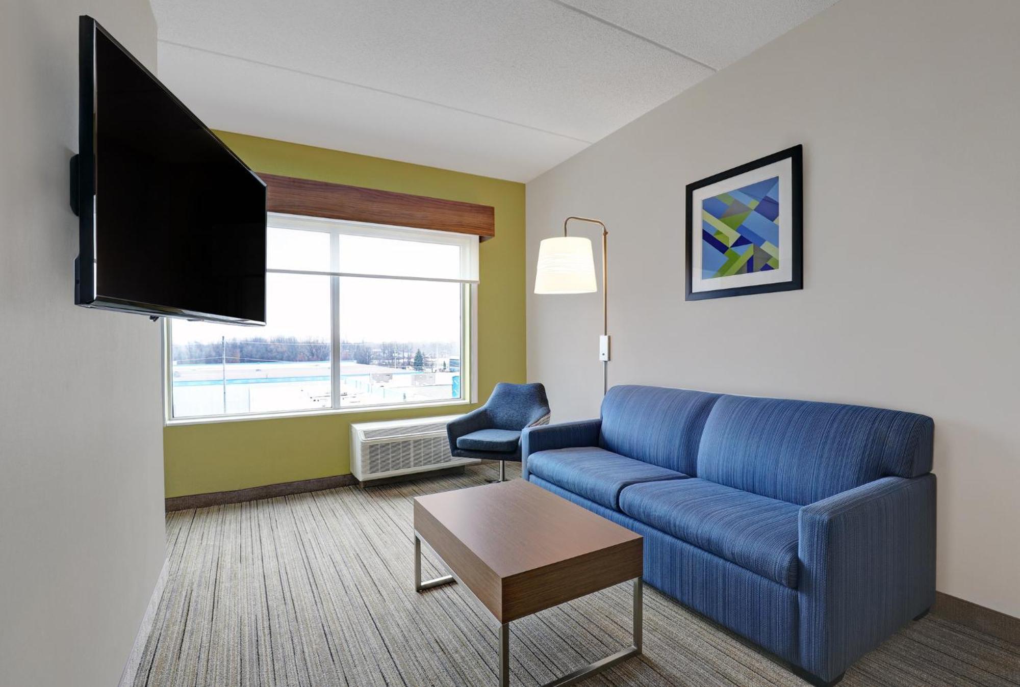 Holiday Inn Express & Suites - Port Elgin Bagian luar foto